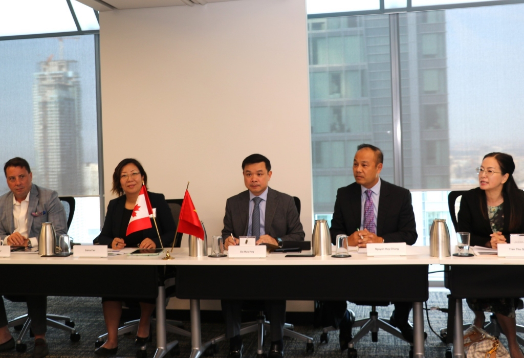 Ủy ban Quản lý vốn nhà nước tại doanh nghiệp và các Tập đoàn, Tổng công ty tại Canada 